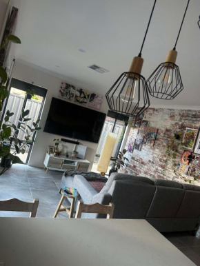 Luxe Cosy Room in Beechboro